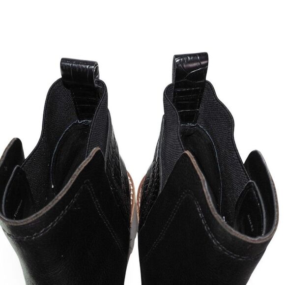 DV Dolce Vita Huey Rielle Lugged Chelsea Ankle Boots "Black Exotic" Women's 9.5 - Picture 11 of 11
